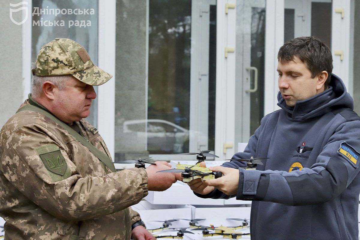 Військові отримали чергову партію FPV-дронів Військові отримали чергову партію FPV-дронів