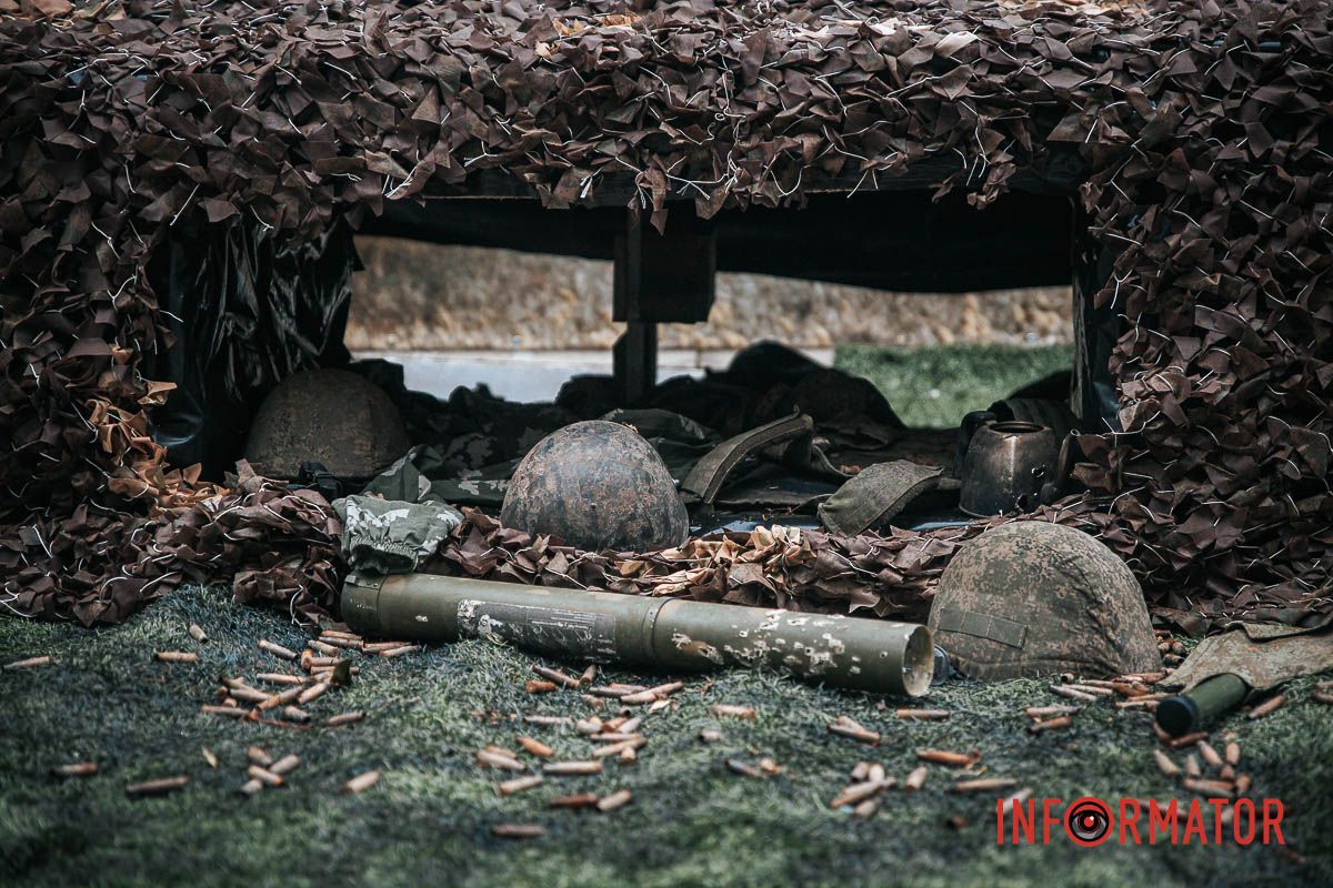 Ворожі шоломи