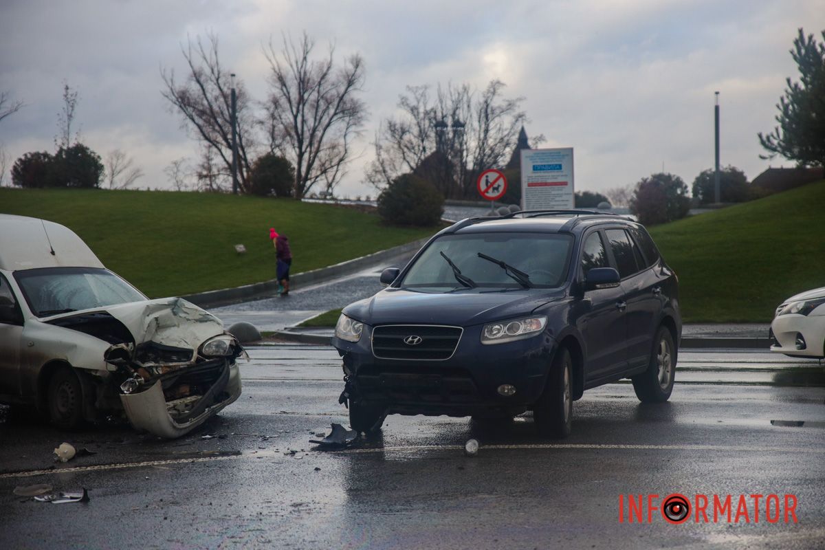 ДТП возле яхт-клуба "Сич"