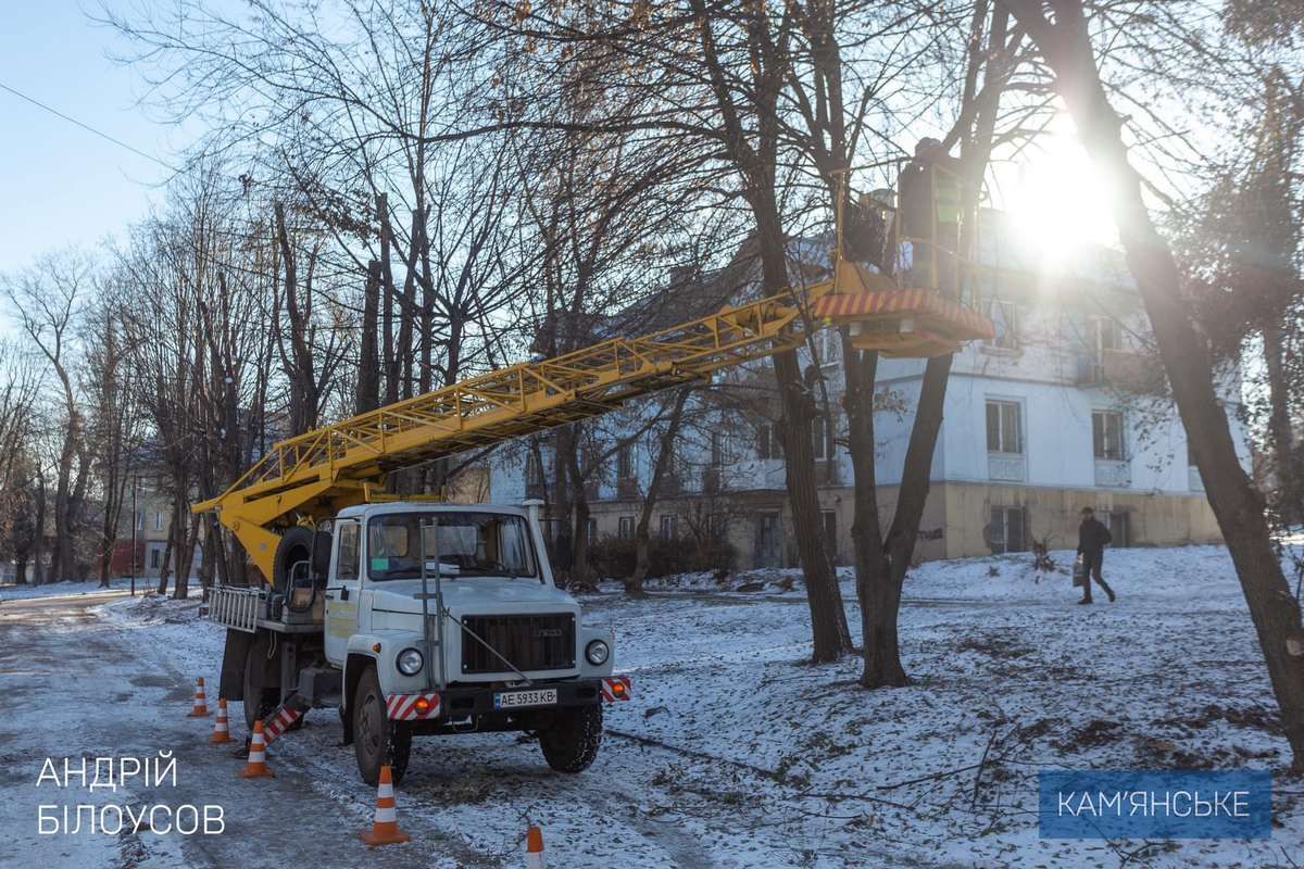 Восстанавливающие линии наружного освещения