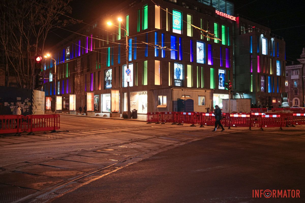 Ремонт на трамвайном переезде на перекрестке продолжался с 18 ноября Ремонт на трамвайном переезде на перекрестке продолжался с 18 ноября