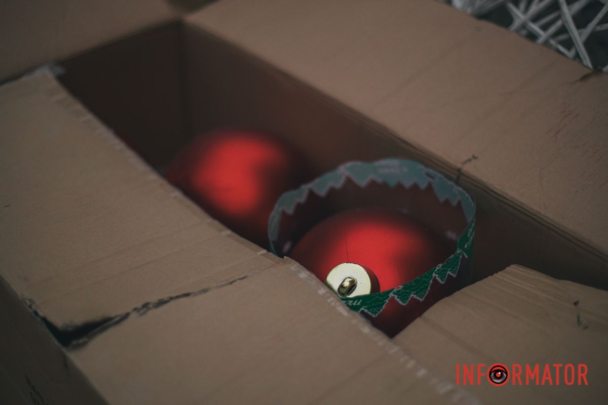 До 25 декабря в Днепре в разных частях города появятся несколько новогодних елок