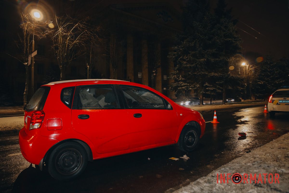 Затору немає, проте права смуга зайнята