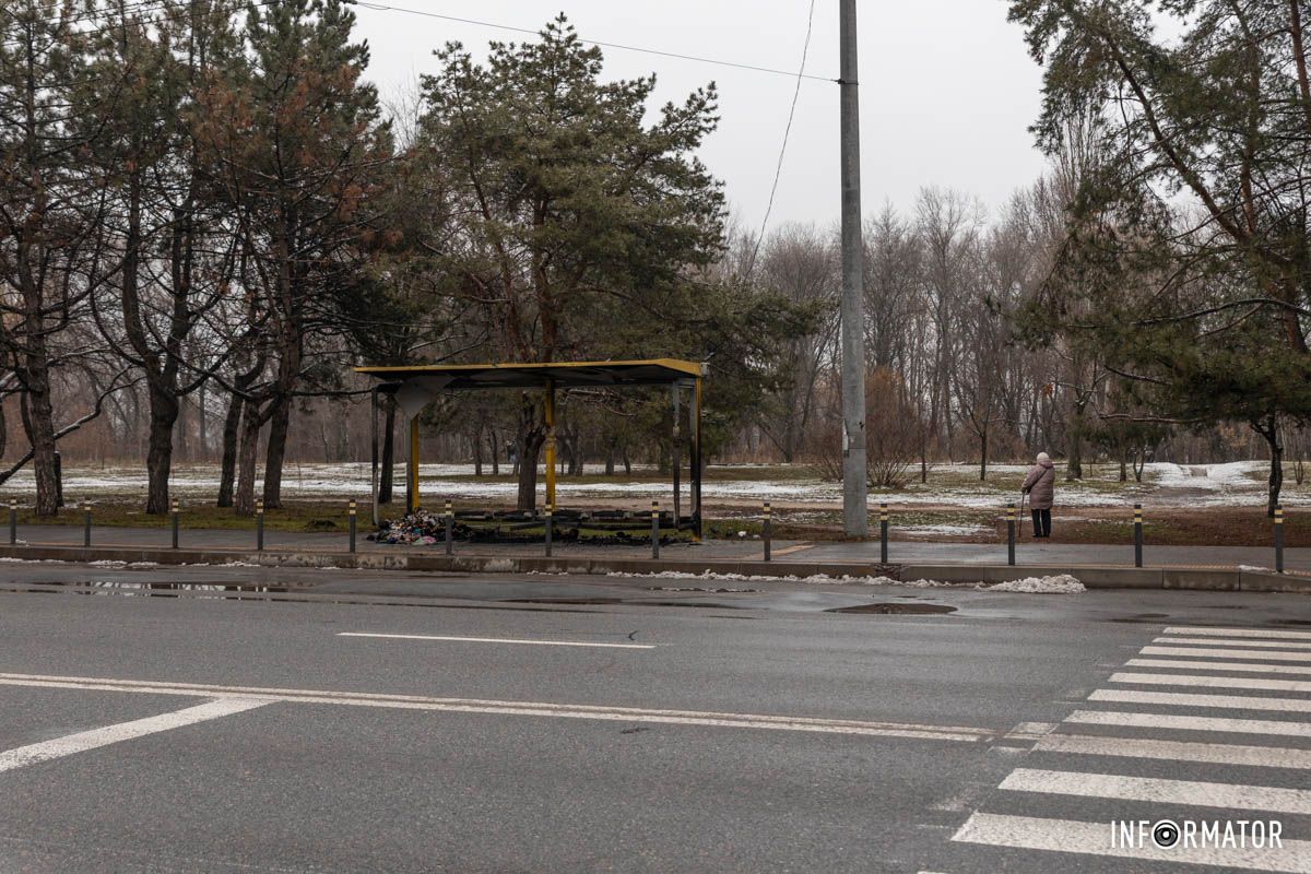 С тех пор здесь был "народный мемориал"