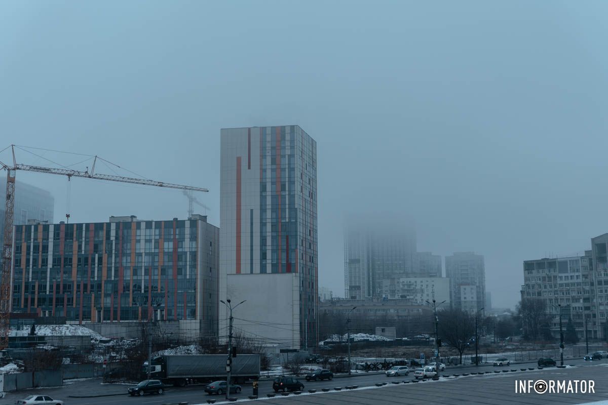 Верховки домов скрыты Верховки домов скрыты