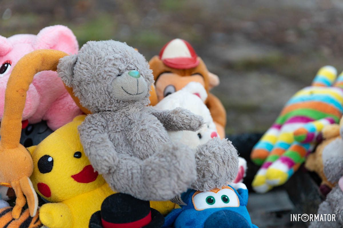 В знак памяти погибших от российской атаки В знак памяти погибших от российской атаки