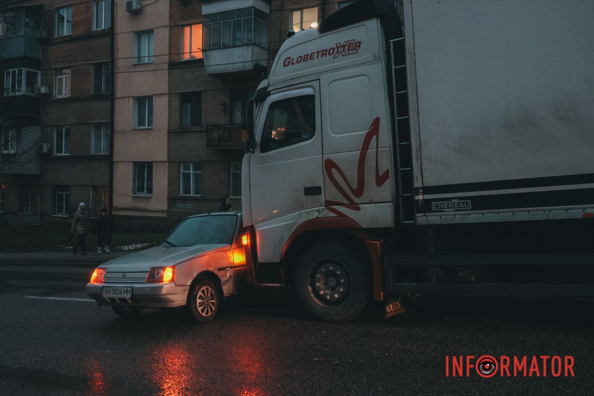 Во вторник, 12 декабря, на проспекте Мазепы произошла авария