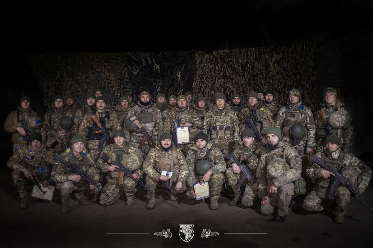 Генерал-полковник Александр Сырский наградил военных из 93-й бригады Холодный Яр