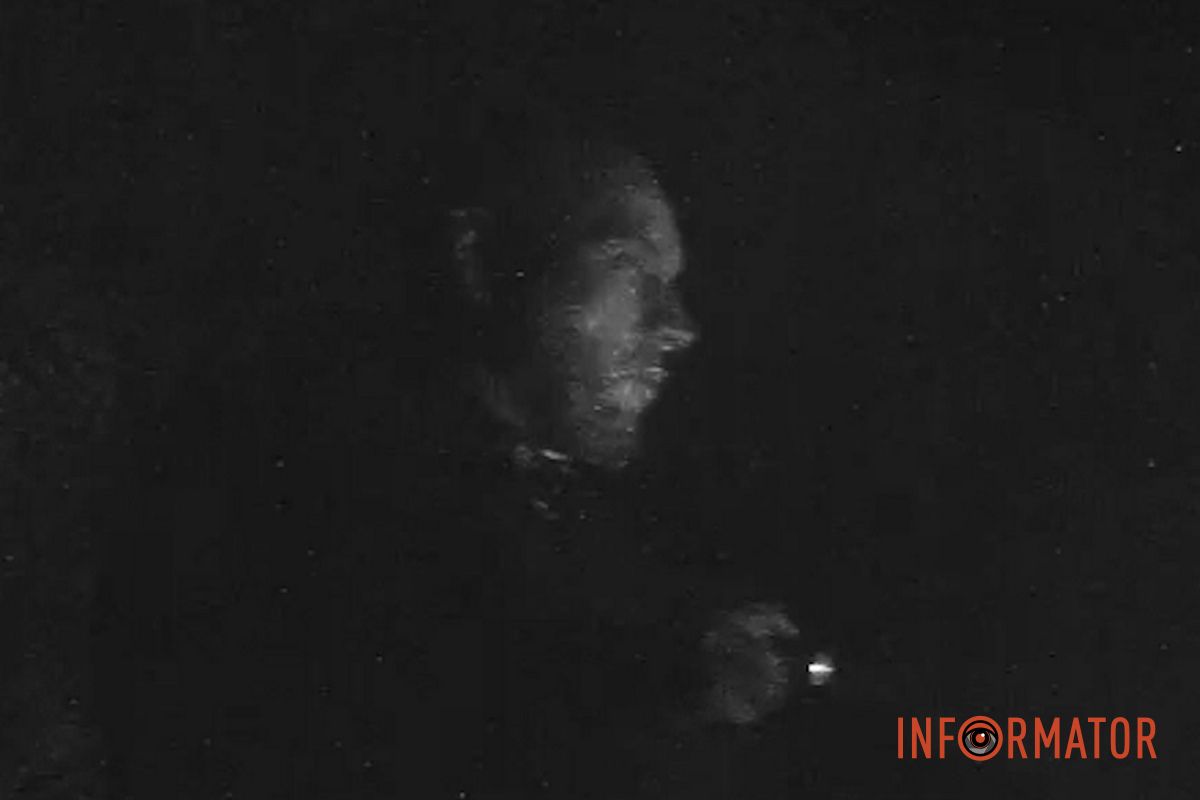 Якщо ви впізнали чоловіка на відео - повідомте про це до поліції Якщо ви впізнали чоловіка на відео - повідомте про це до поліції