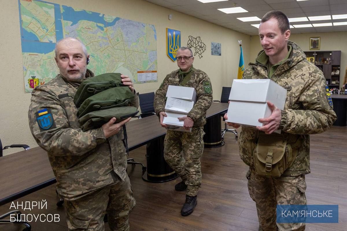 Це обладнання не тільки допомагає військовим виконувати бойові завдання, а й рятує їм життя