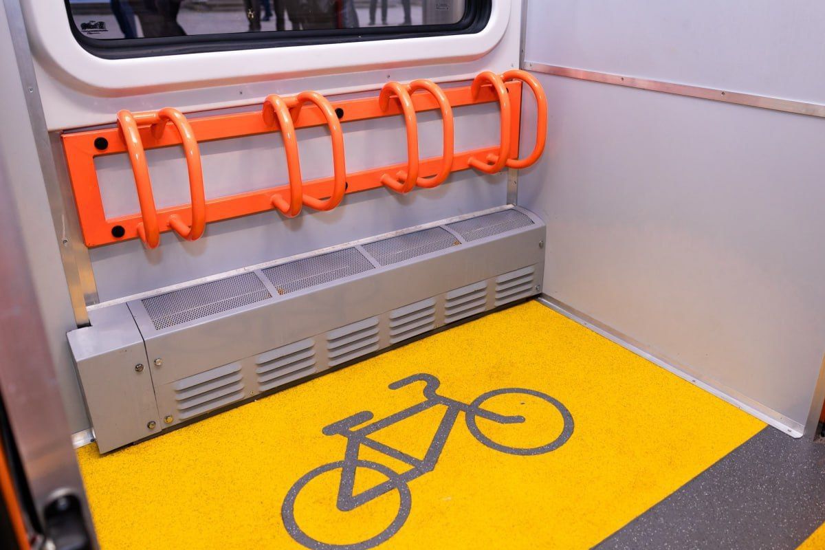 У жовтні-листопаді 2023 року на Київському електровагоноремонтному заводі їм повністю оновили силові агрегати та вузли У жовтні-листопаді 2023 року на Київському електровагоноремонтному заводі їм повністю оновили силові агрегати та вузли