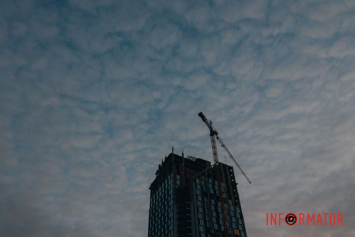 Місто перетворюється на картину