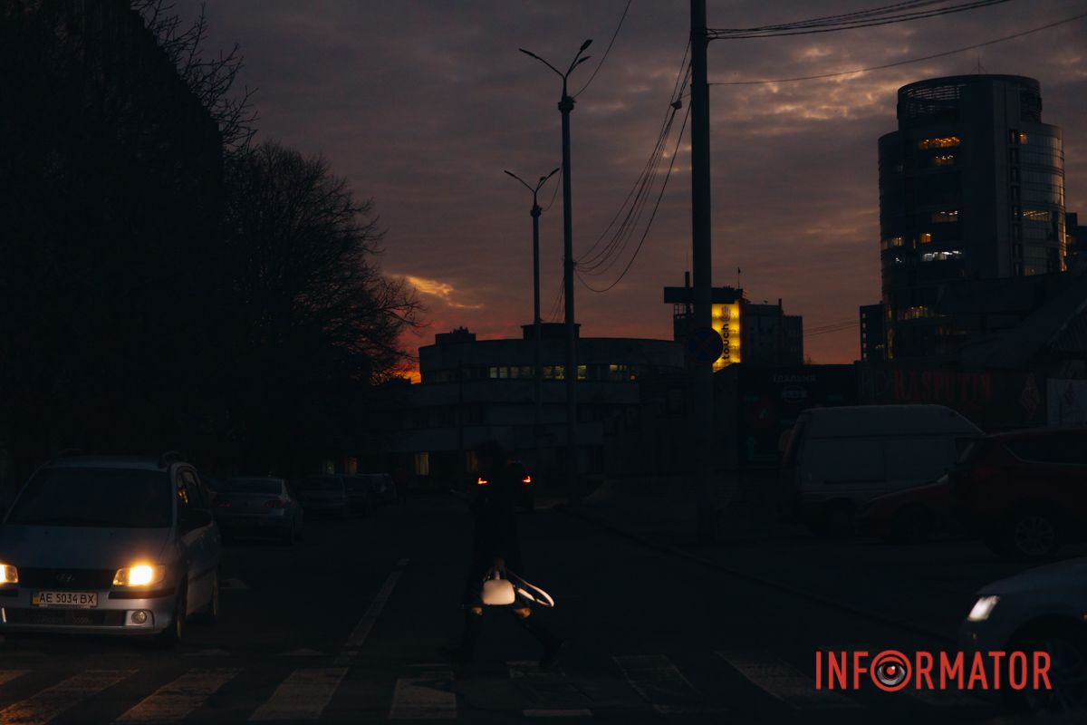 Захід сонця робить місто ще більш чарівним