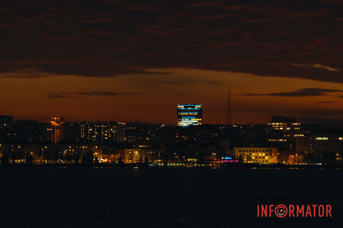 Останній аплодисменти сонця 