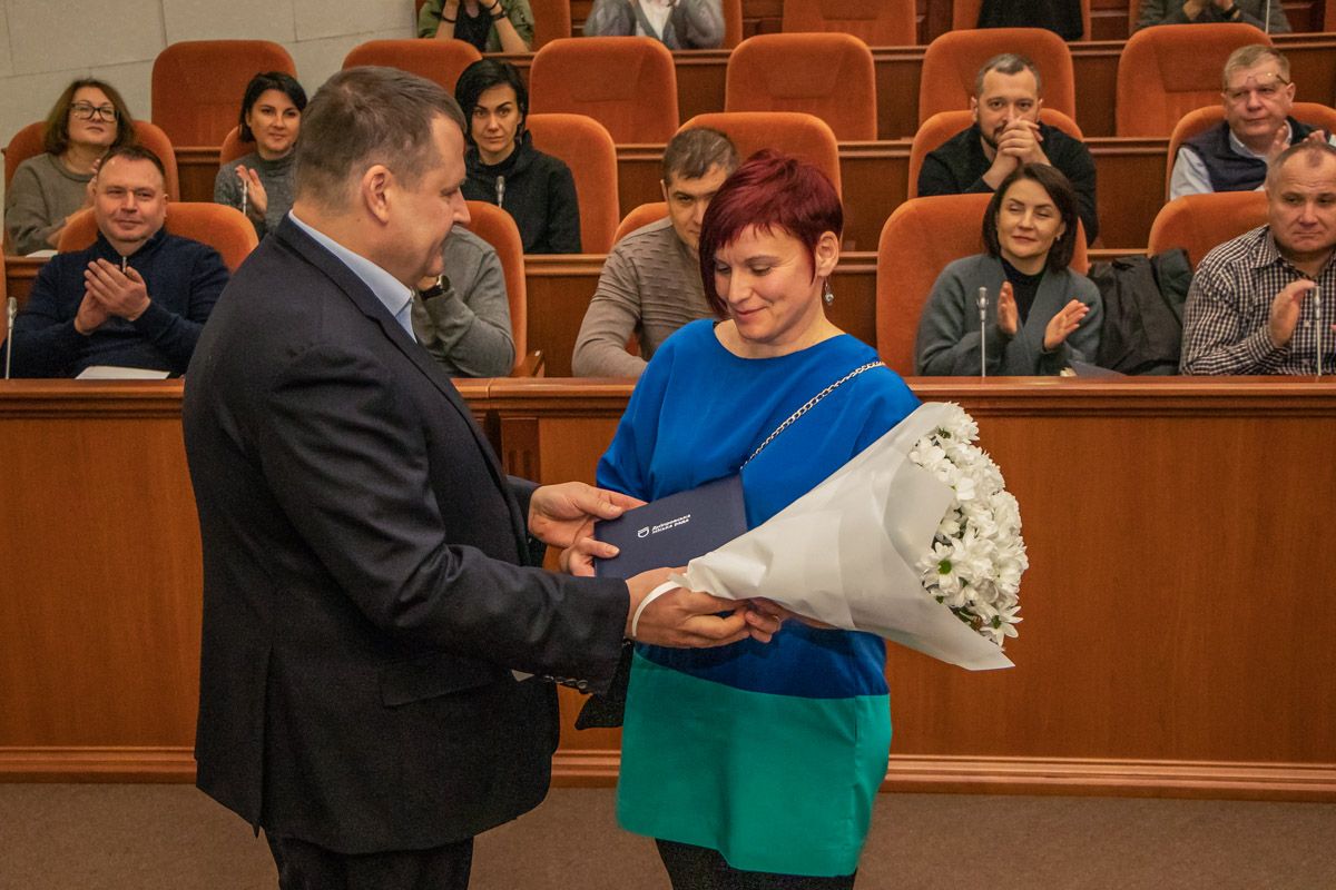 "Ми і далі віддаватимемо належне всім, хто у важкий воєнний час працює на благо Дніпра", - Філатов