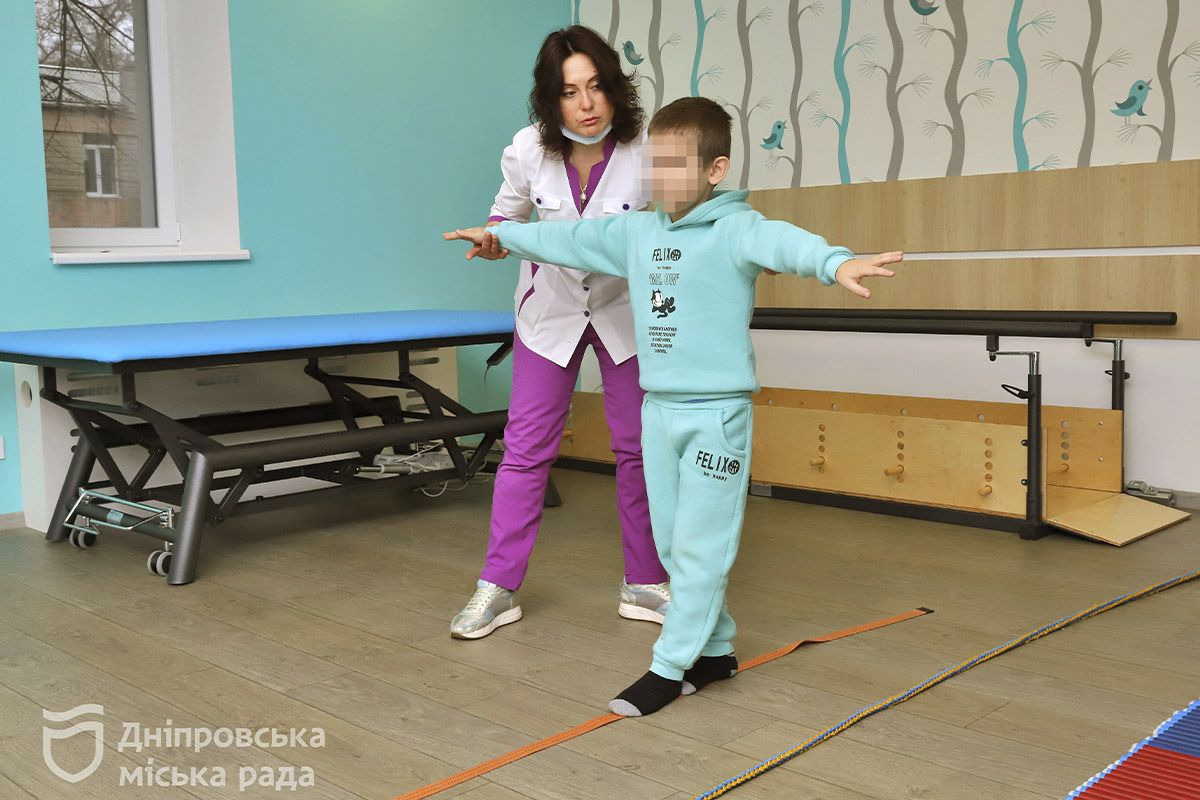 Палати, кабінети та ігрові кімнати лікарні — усе оздоблено так, аби мінімізувати стрес маленьких пацієнтів