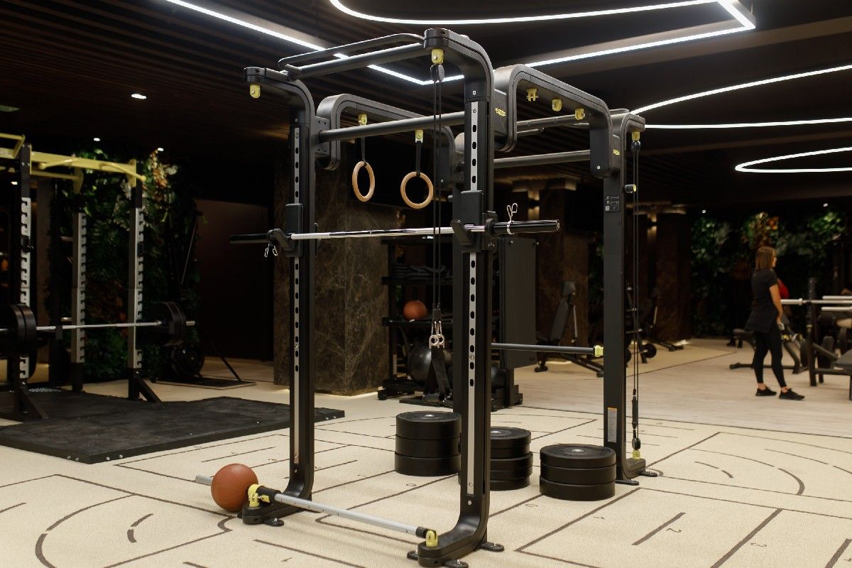 Есть зона для кроссфита и OMNIA, зона татами Есть зона для кроссфита и OMNIA, зона татами