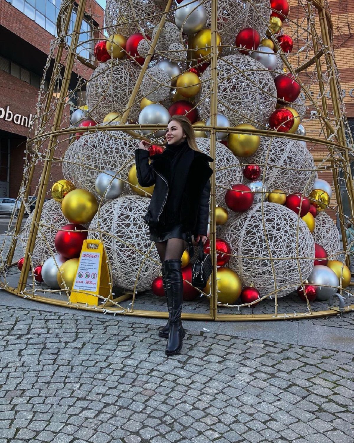 Фото: @_m_basova