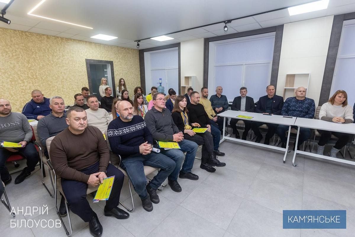 Городской голова Каменского встретился с ведущими спортсменами, тренерами