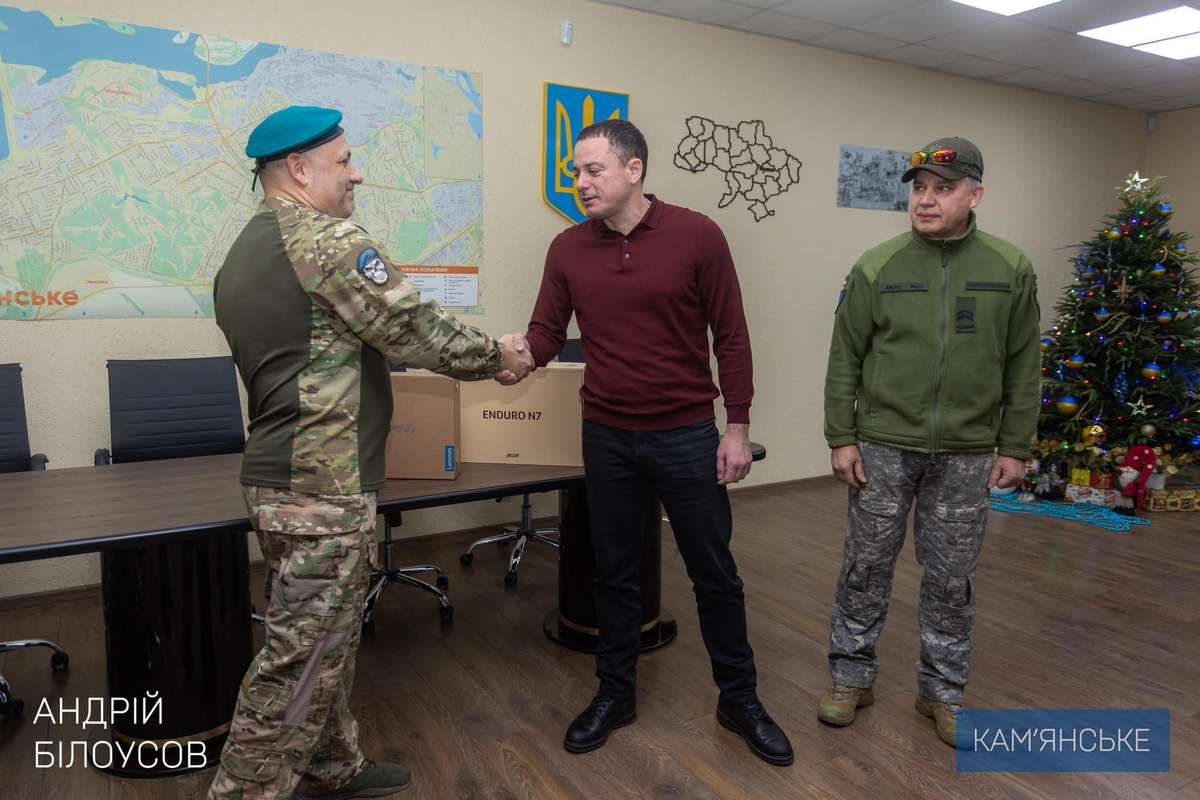 Андрей Билоусов передал 2 мощных компьютера военным