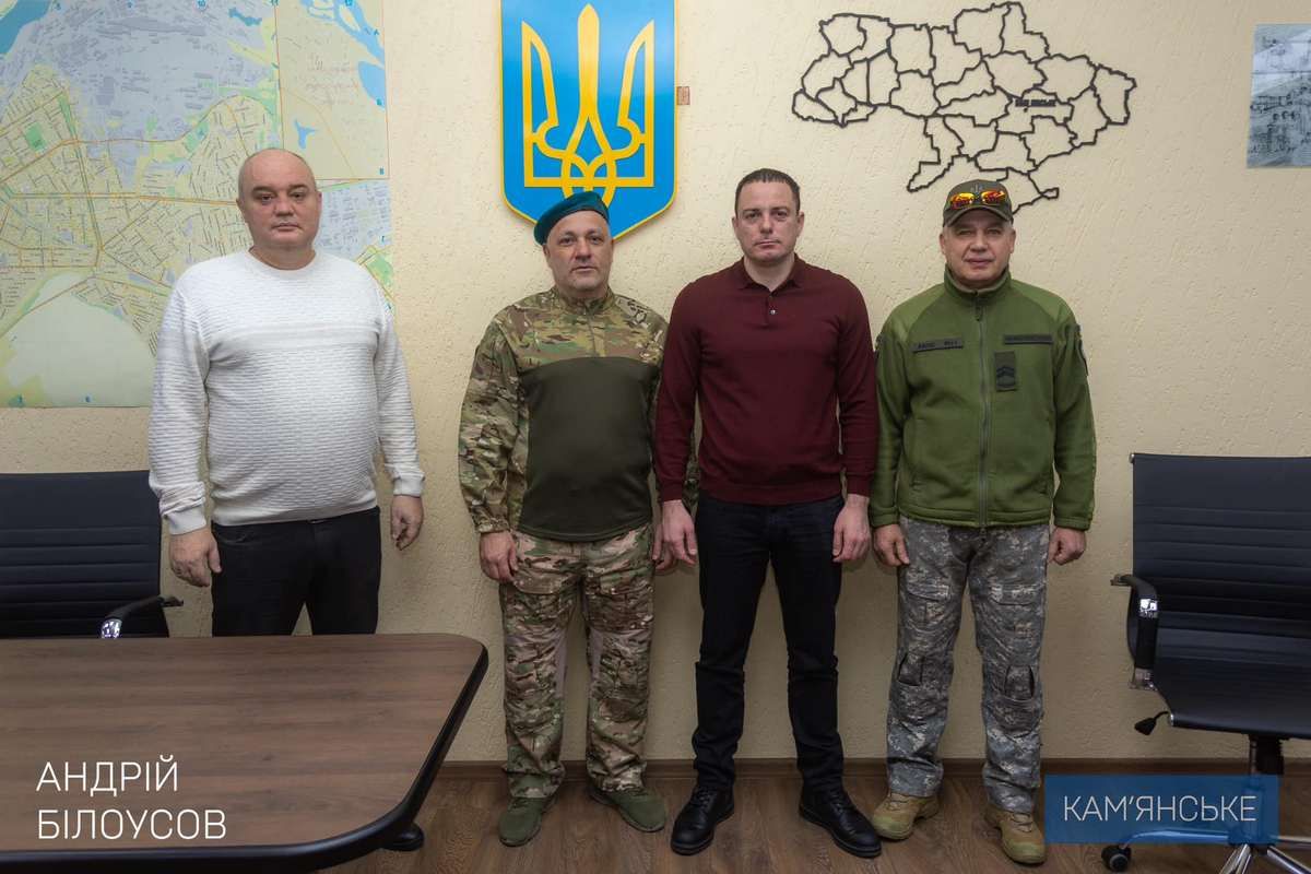 Мэр получил нагрудный знак «Крест Общественных Заслуг» при содействии войску