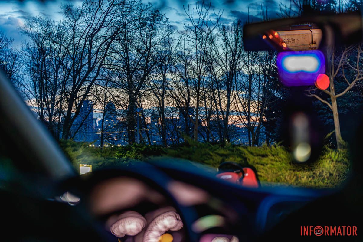 Из салона автомобиля Из салона автомобиля