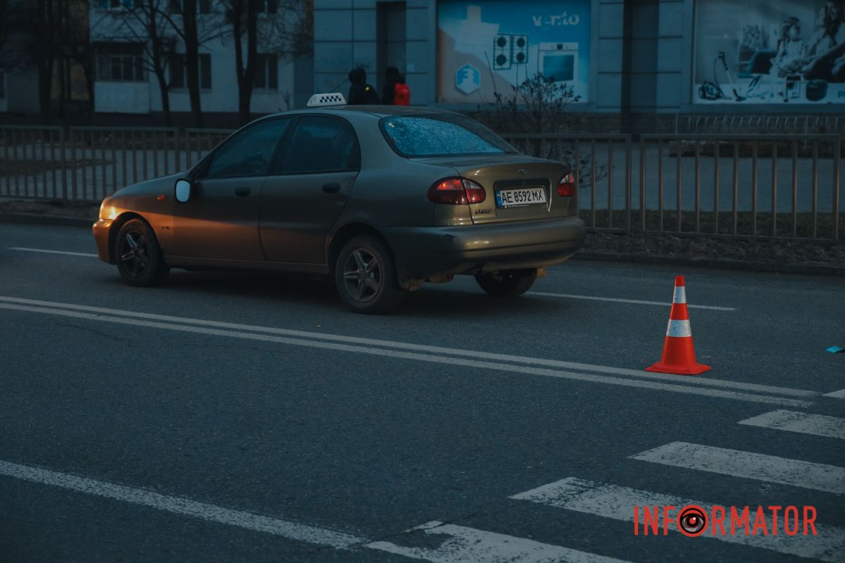 Станом на 15:50 на місці аварії працює поліція