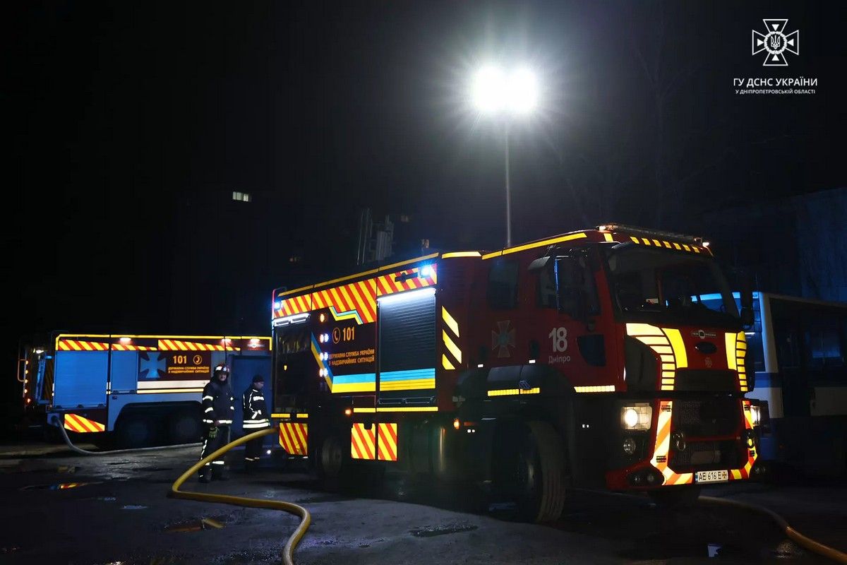 Площадь возгорания составила 600 квадратных метров Площадь возгорания составила 600 квадратных метров