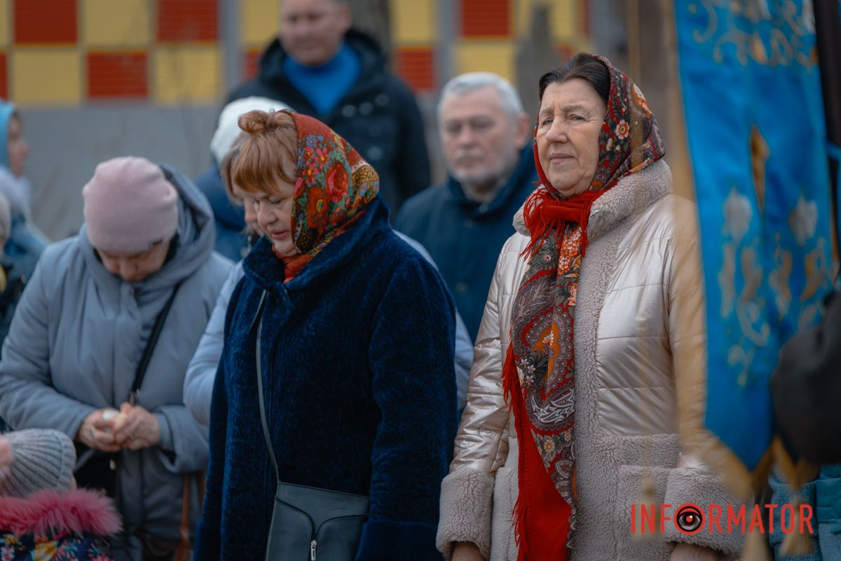 Схиляємо голову 