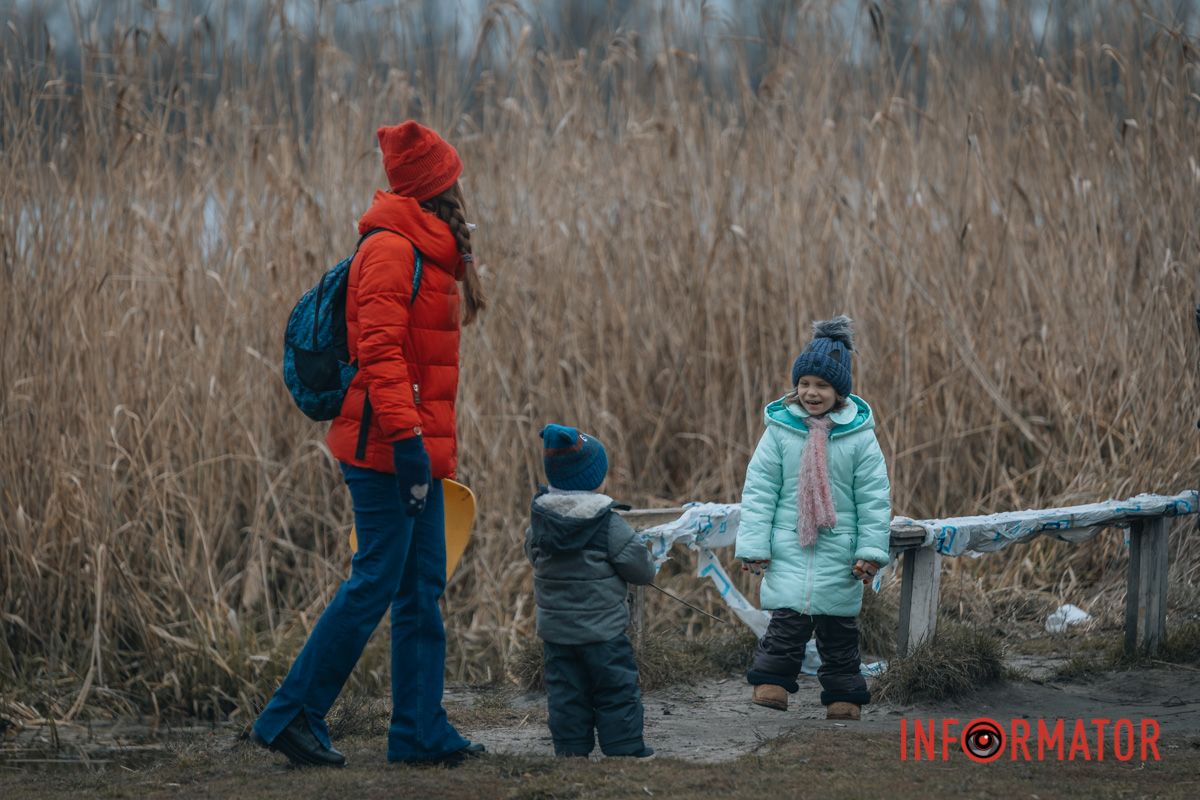 Люди радіють