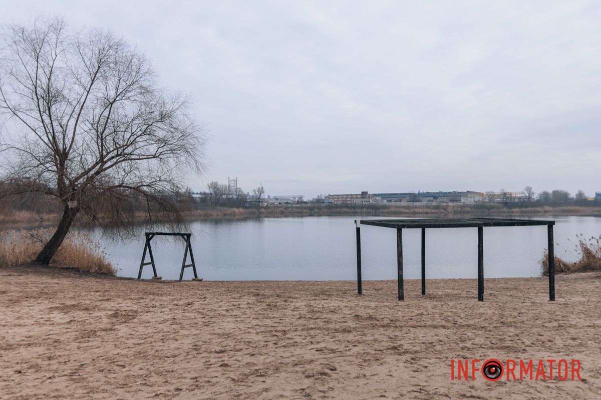 Тільки зустріли рибалок та громадян, які просто вирішили тут прогулятись. 