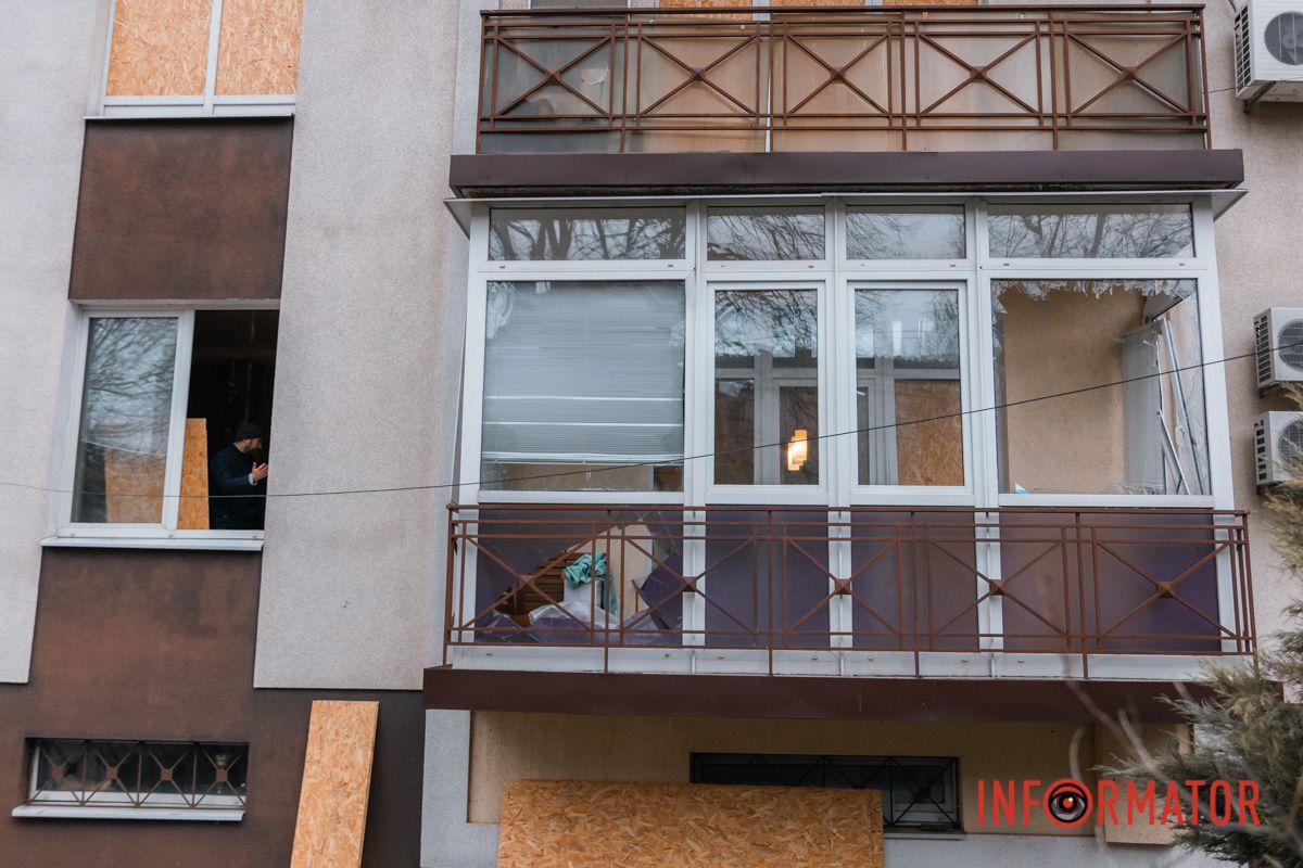 Повреждены близлежащие здания