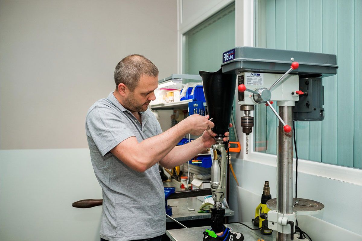 Центр протезування, ортезування та реабілітації «Без обмежень»