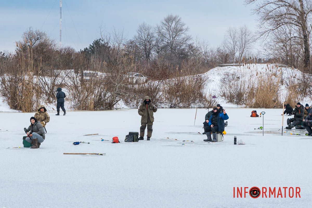 Не дозволяйте дітям виходити на лід Не дозволяйте дітям виходити на лід