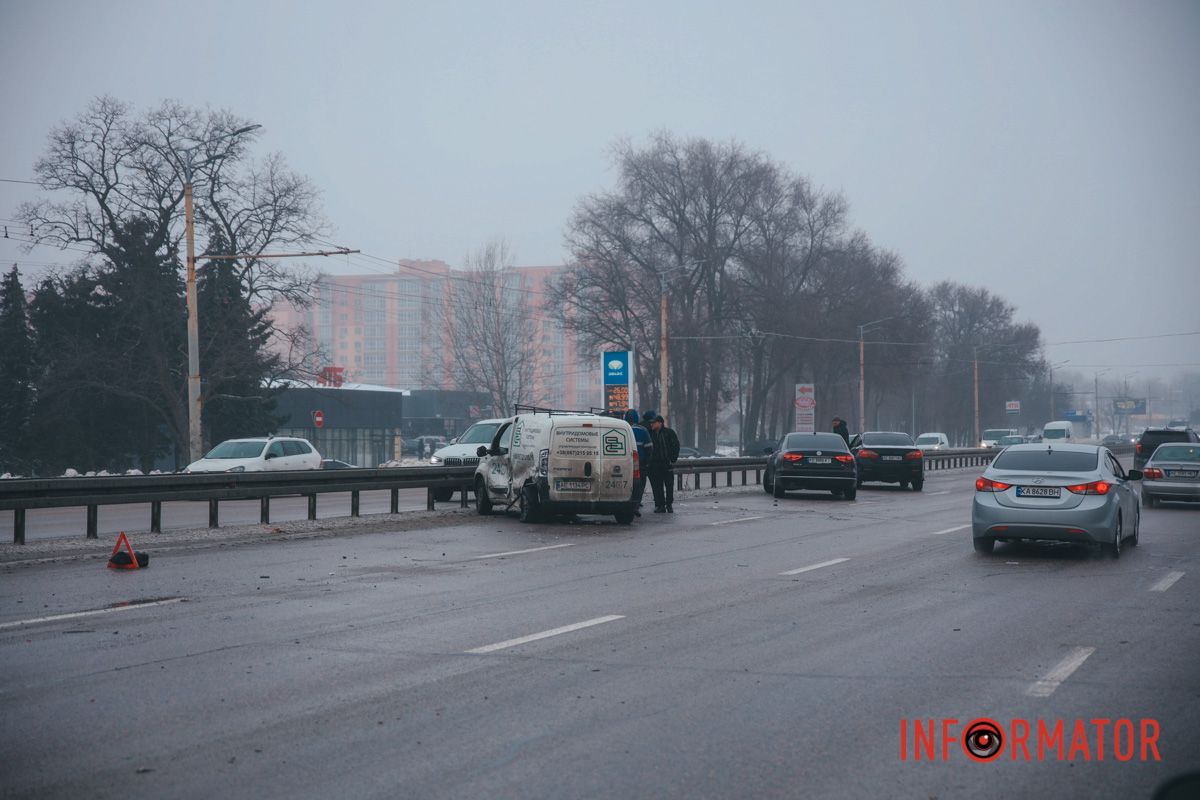 Після аварії Mercedes не зміг одразу зупинитись 