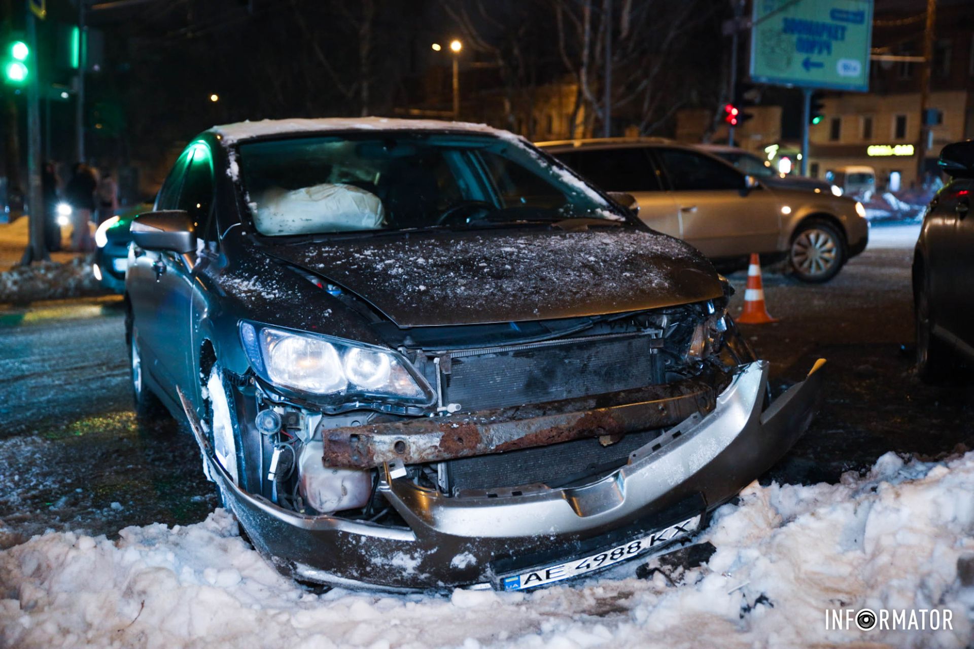 Усы три транспортны засоби отримали серйозні ушкодження Усы три транспортны засоби отримали серйозні ушкодження