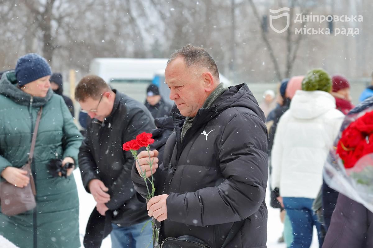 Людям досі важко говорити про події того дня Людям досі важко говорити про події того дня