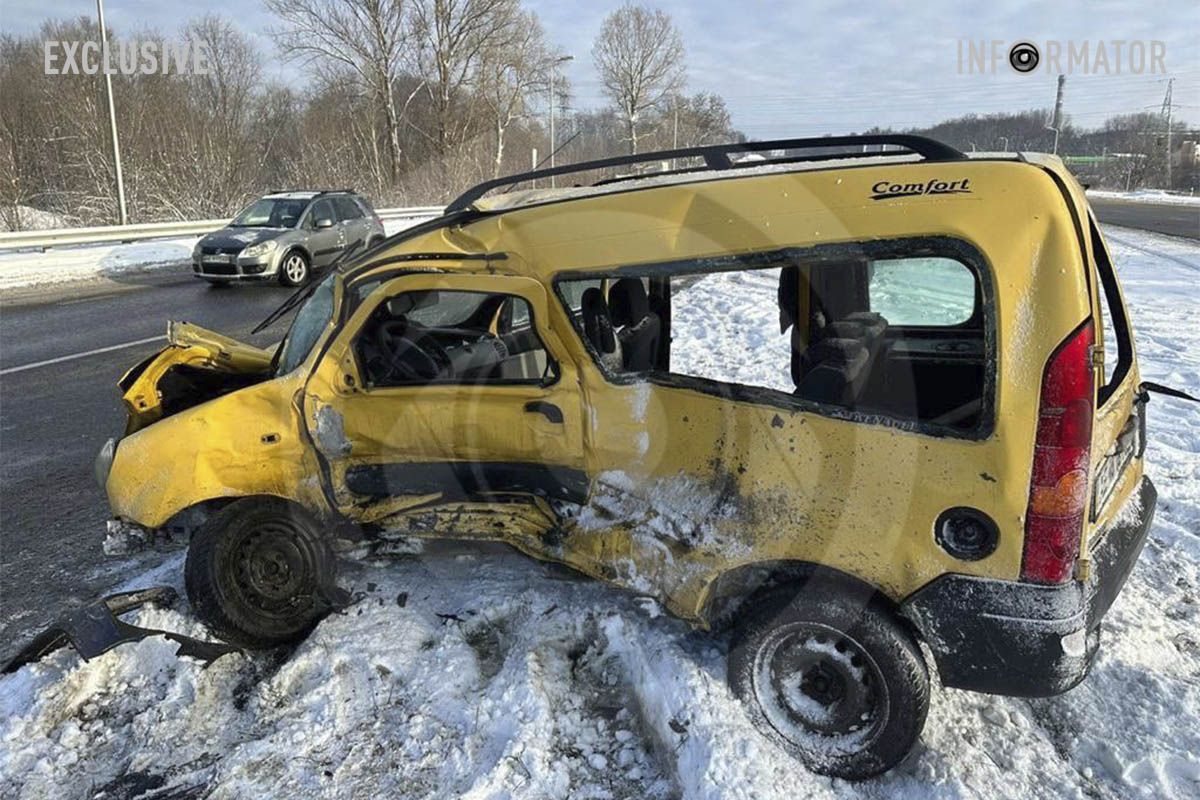 ДТП сталася близько 8 години ранку ДТП сталася близько 8 години ранку