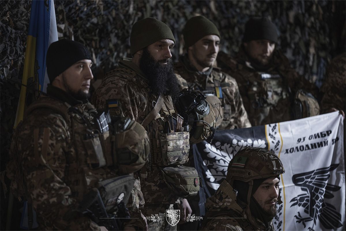 Від імені командування Сухопутних військ бійці отримали відзнаки «Щит переможця», «За звитягу», «За особисту хоробрість»