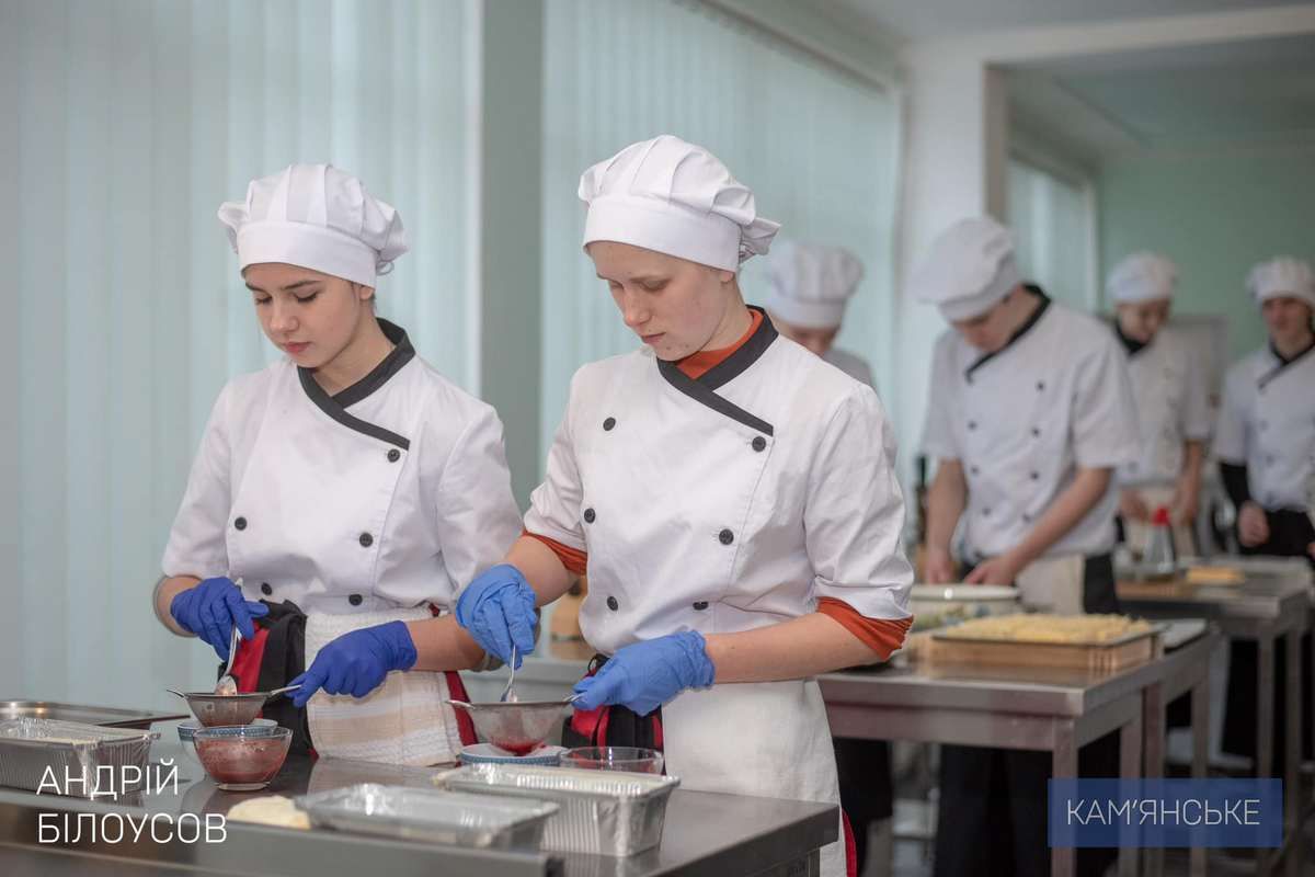 В рамках реформування системи шкільного харчування першої леді Олени Зеленської
