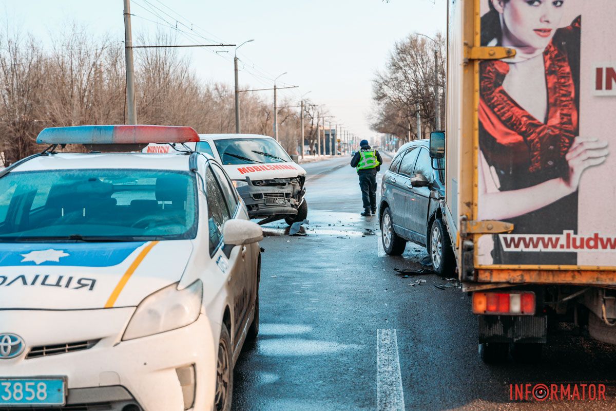 Дотримуйтесь ПДР