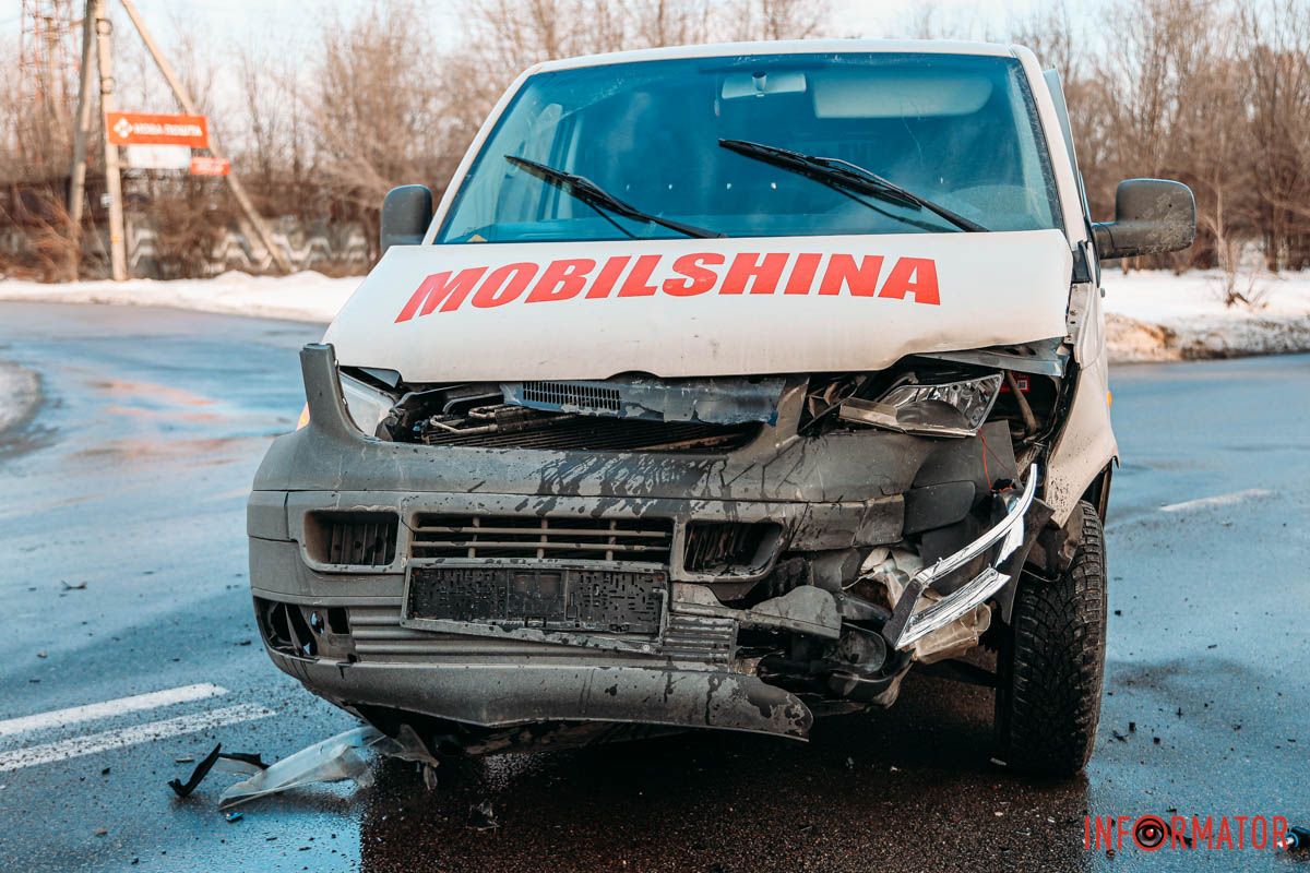 Volkswagen виїжджав на цю вулицю