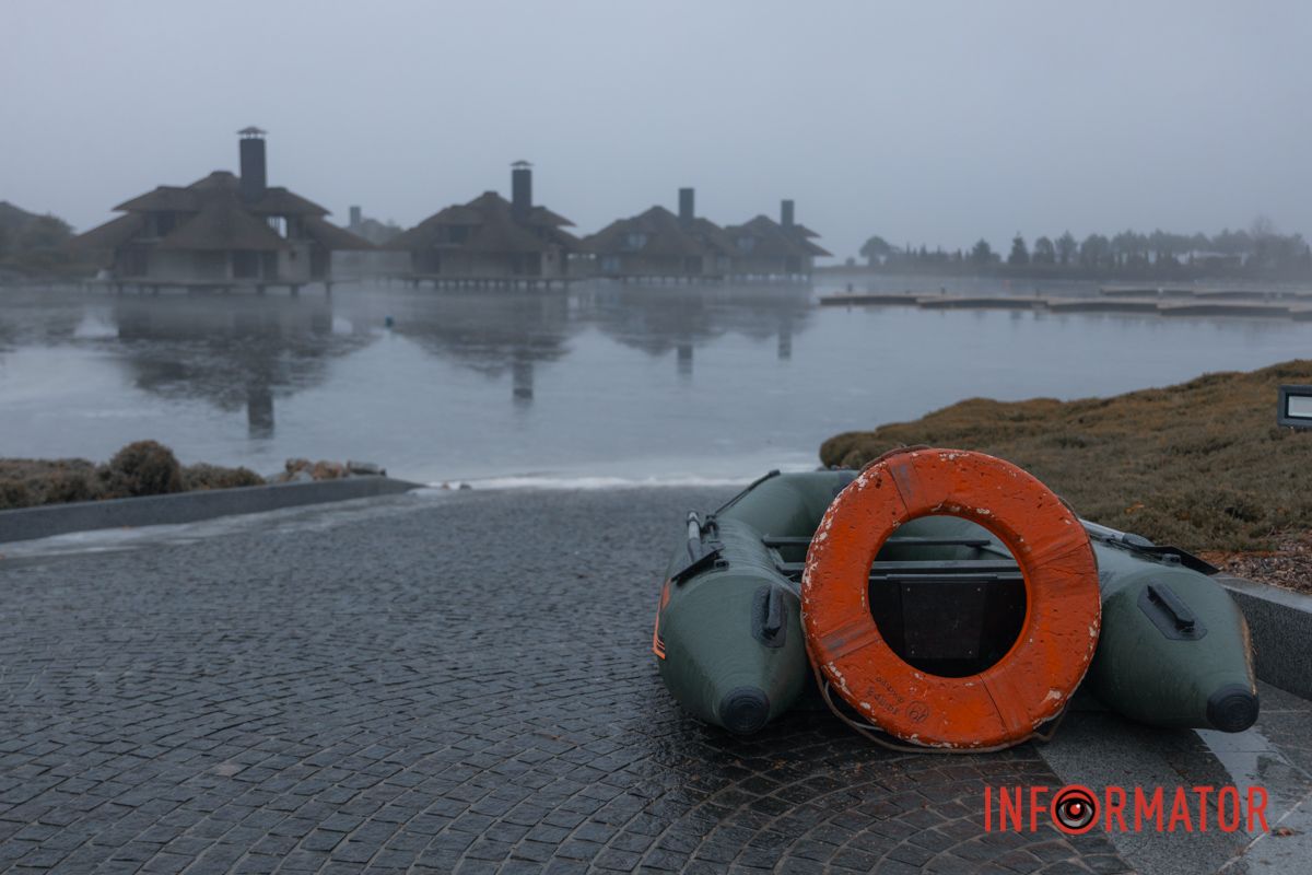Но желающих нырнуть в воду не было