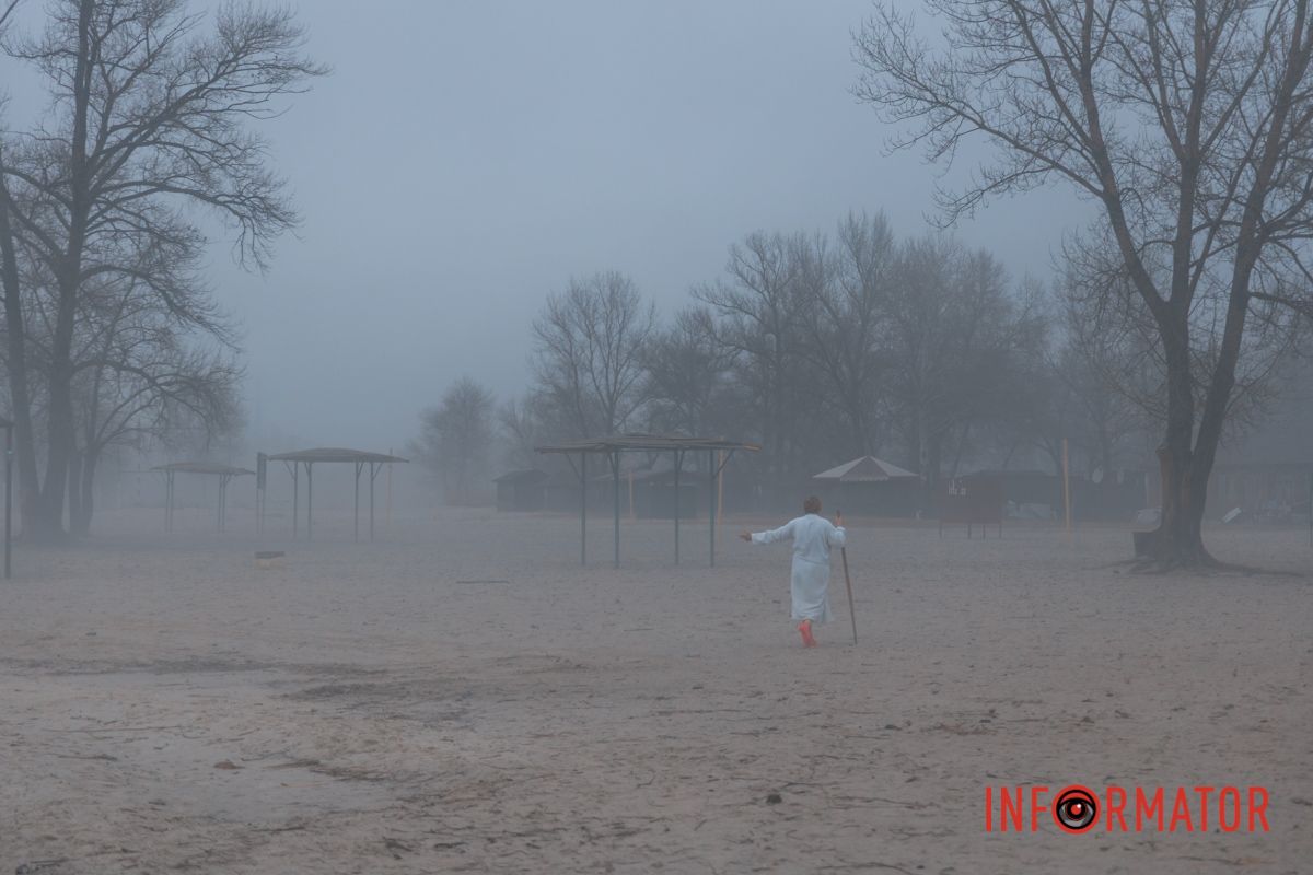 Желание покупаться проявила одна женщина