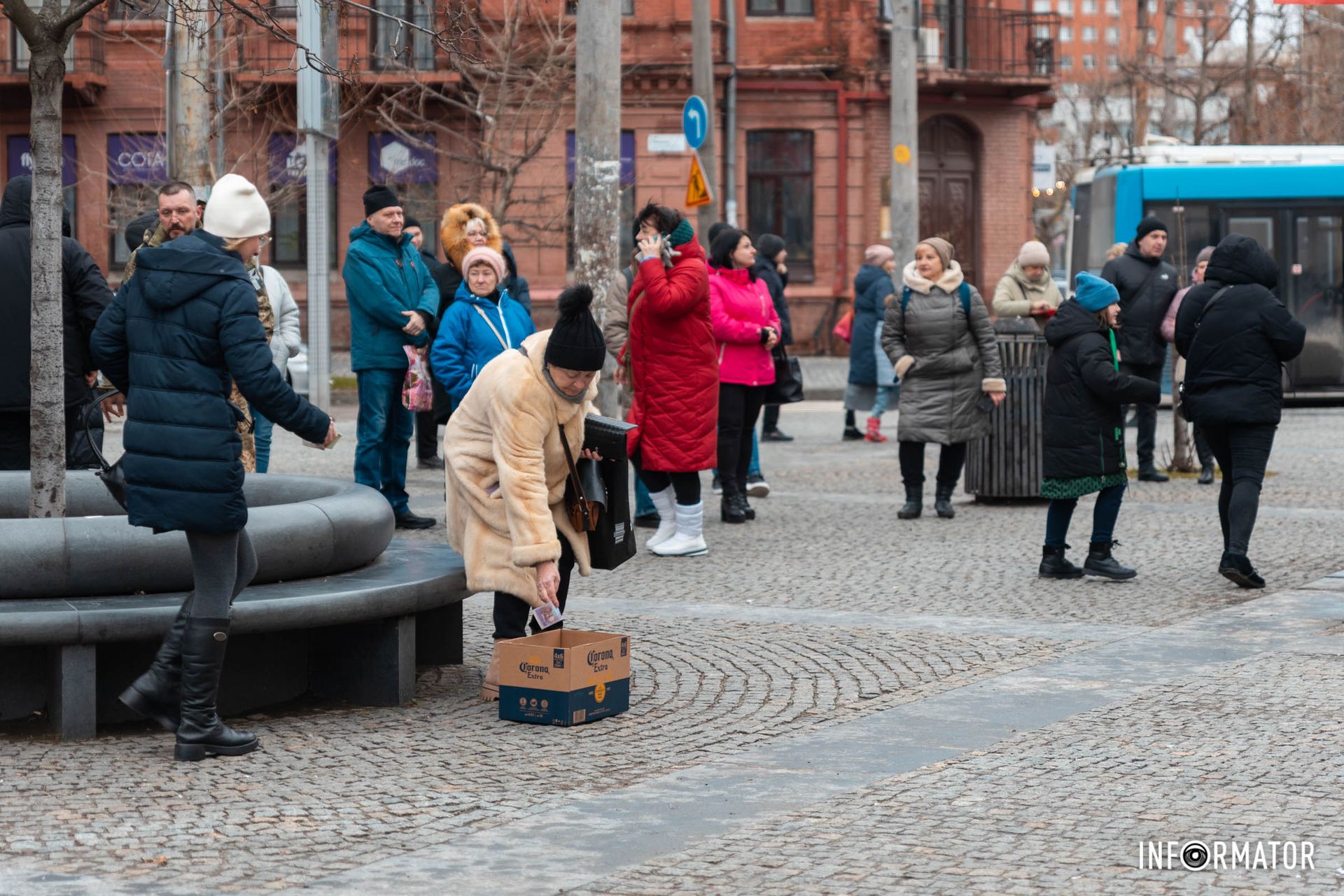 Они останавливались насладиться украинскими хитами Они останавливались насладиться украинскими хитами