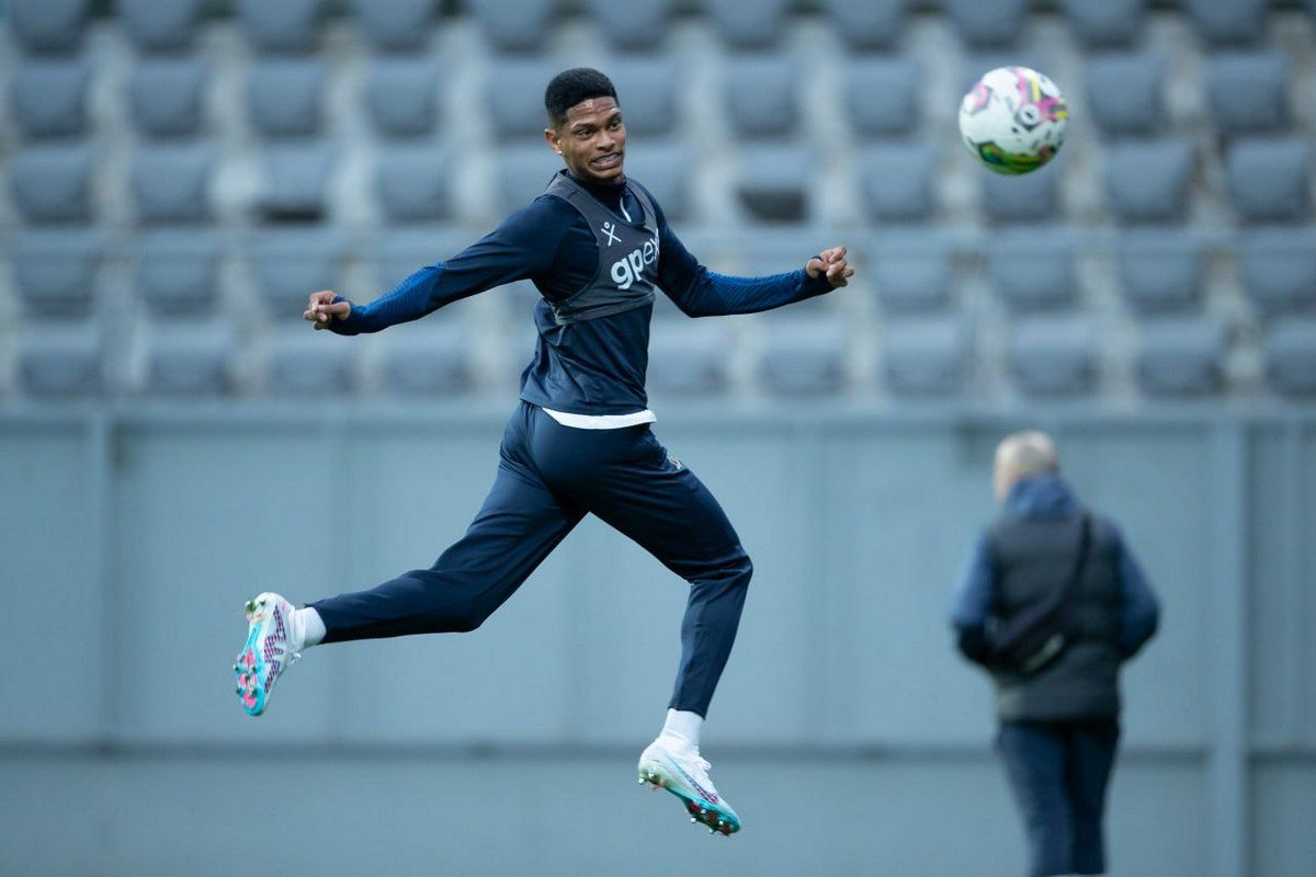 Первая тренировка на стадионе 