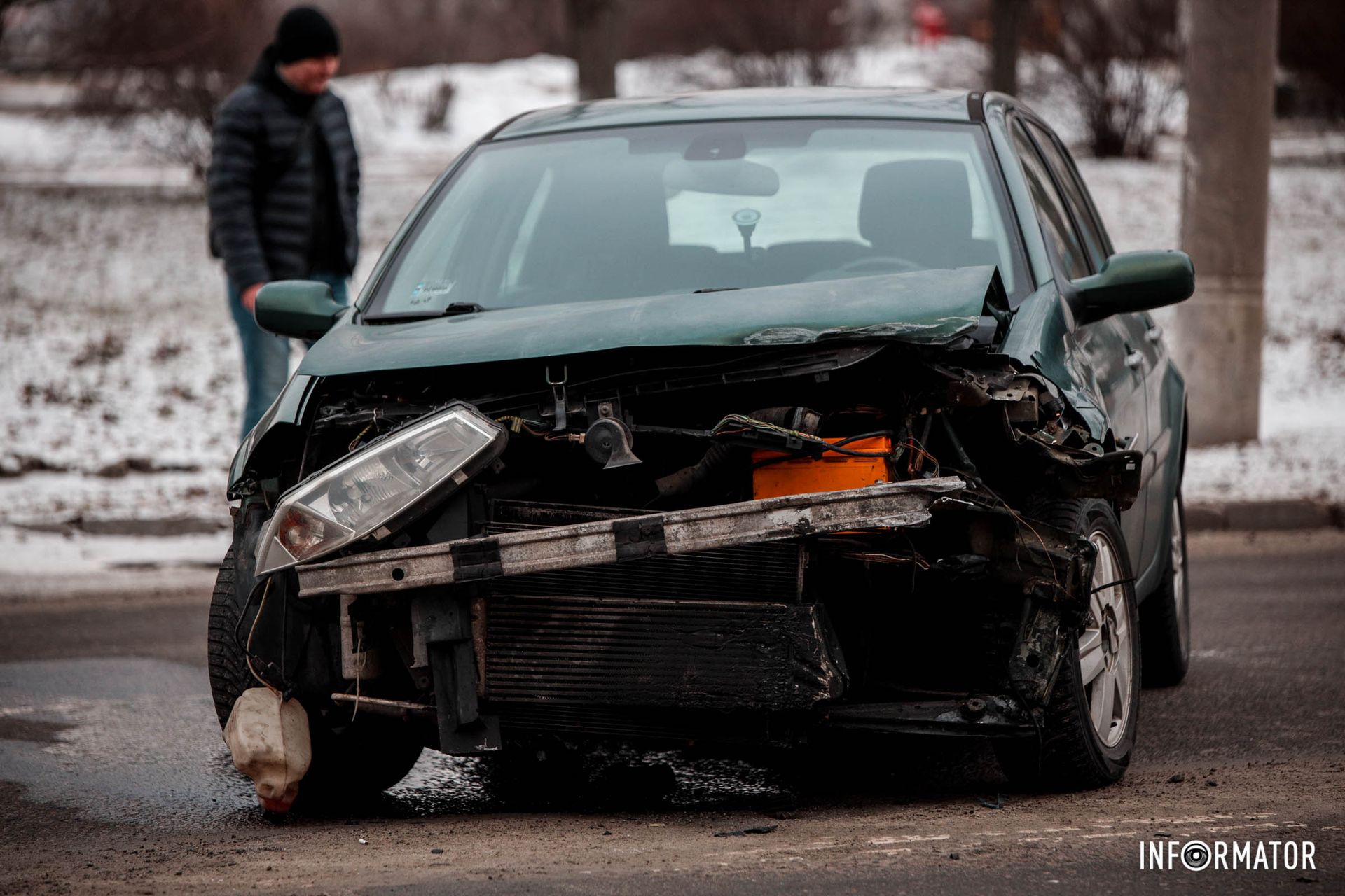 У цей момент зі сторони Запорізького шосе в напрямку Перемоги їхав Renault Megane