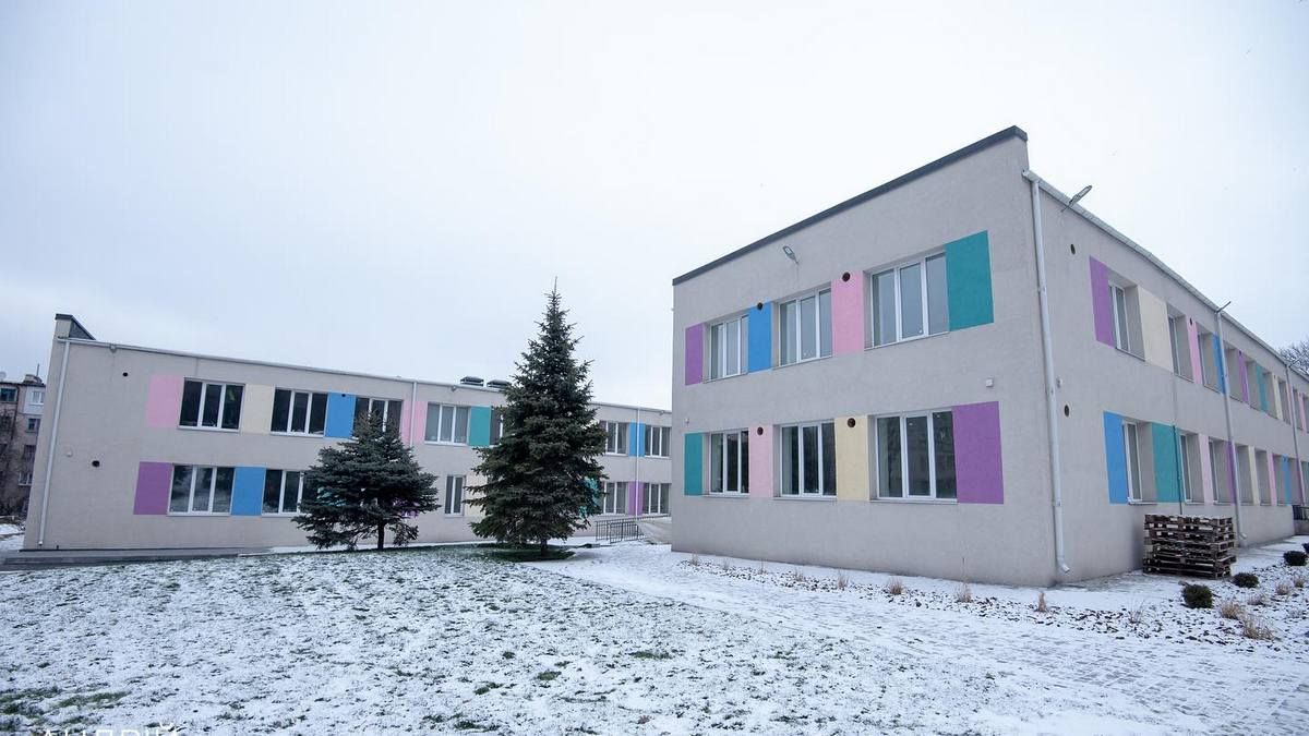 У Кам’янському завершують реконструкцію окремої будівлі 11-го Ліцею