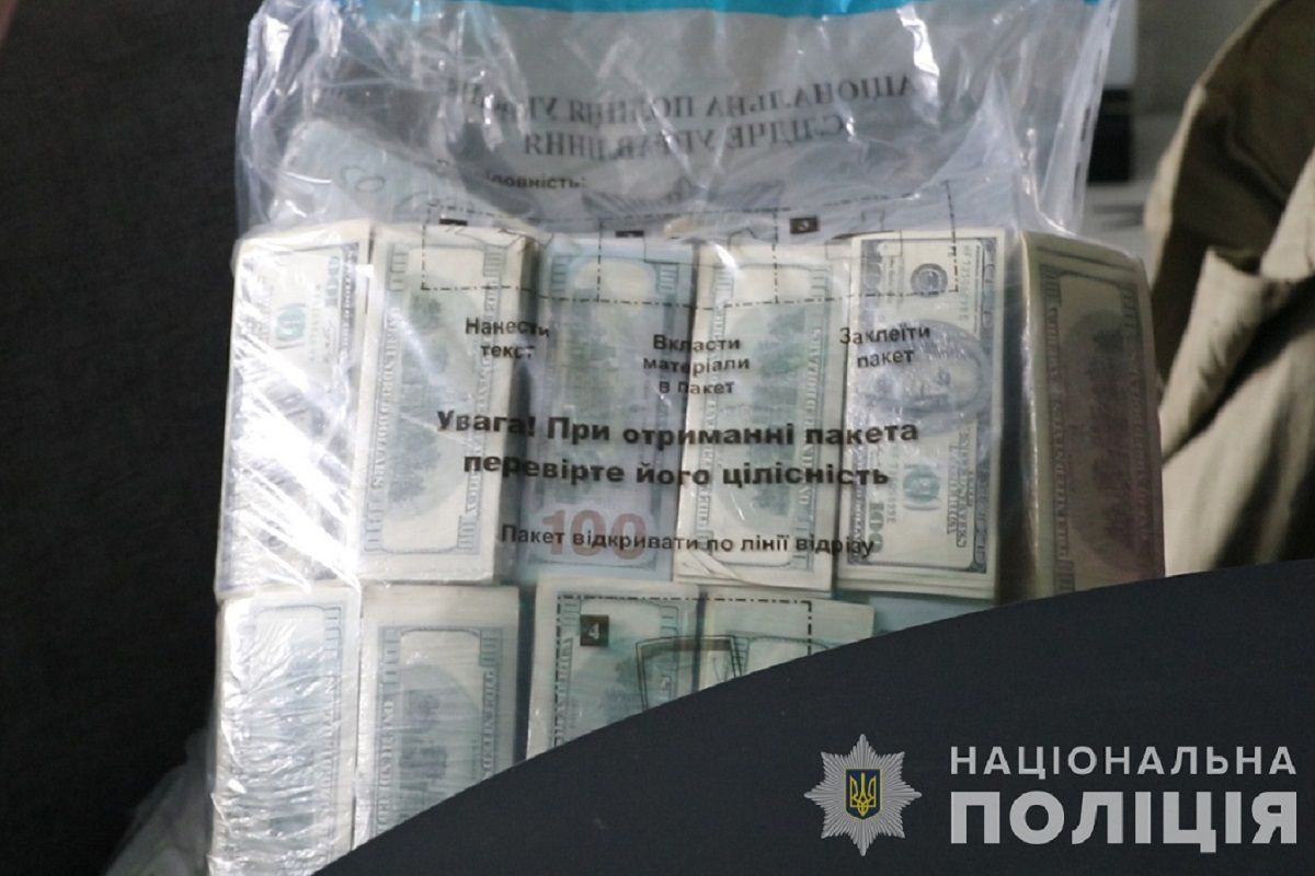 У Дніпрі затримали учасників угрупування зі схроном зброї