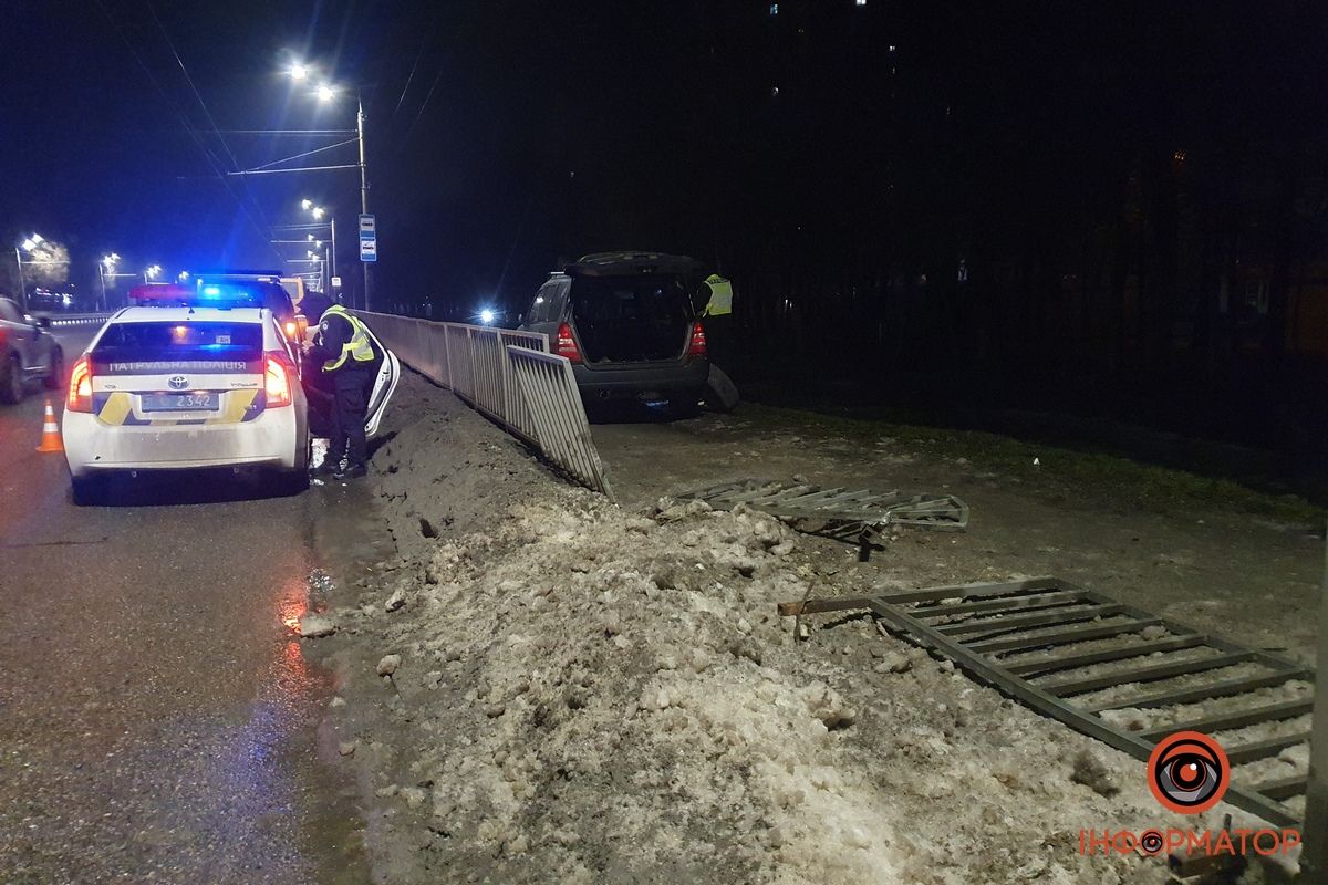 На перекрестке Запорожского шоссе и улицы Космической